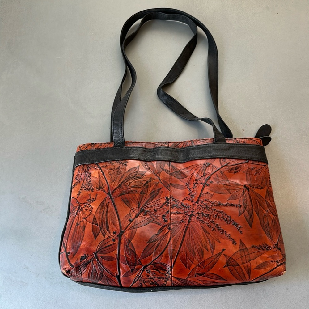 Handbag, Artisan